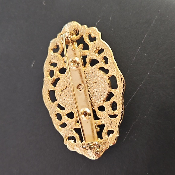 Vintage gold pearl in diamond brooch - Picture 4 of 4